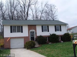 636 1st St, Inwood, WV 25428