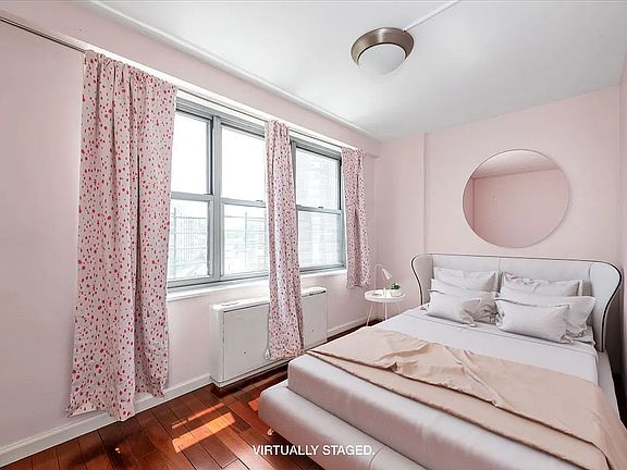 5th image of 12510 Queens Blvd APT 812