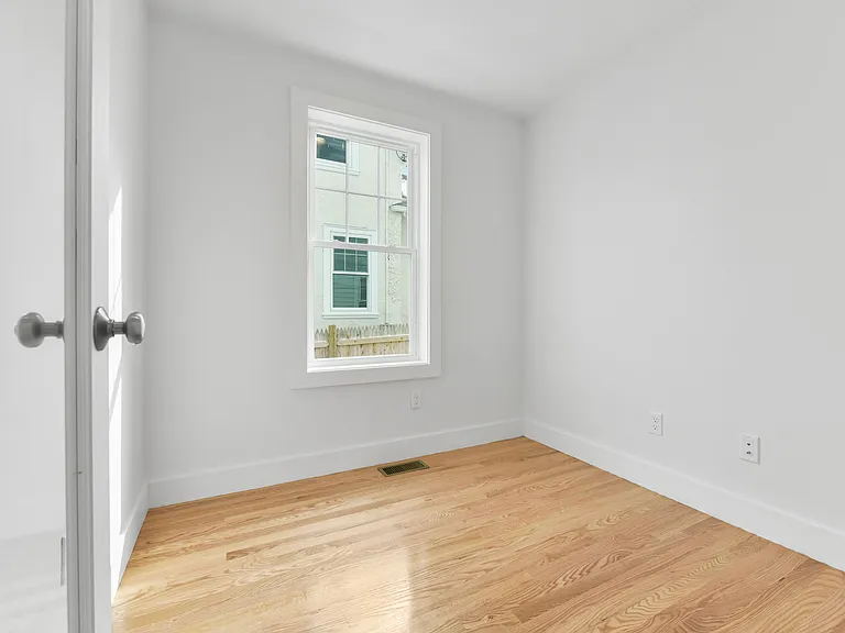 62 W Milton St #62 — Photo 11