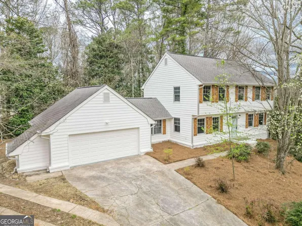 2441 Woodmere Dr, Marietta, GA 30068