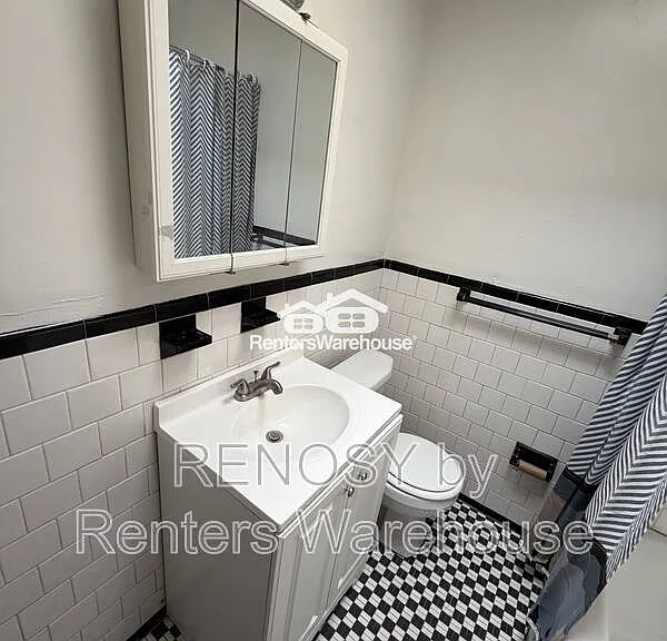 1038 Iris Ave — Photo 4