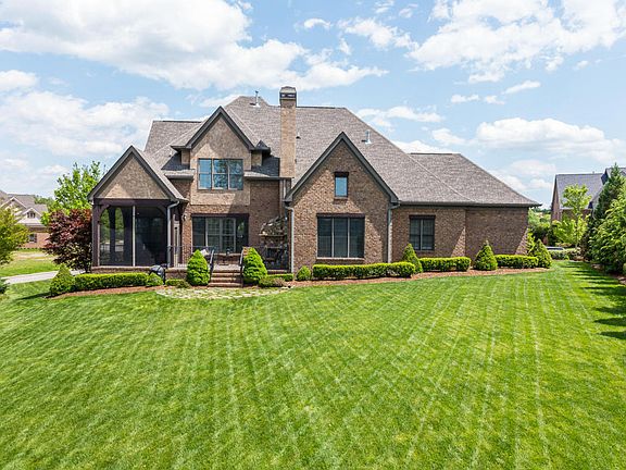 3rd image of 593 Hill Pointe Ln