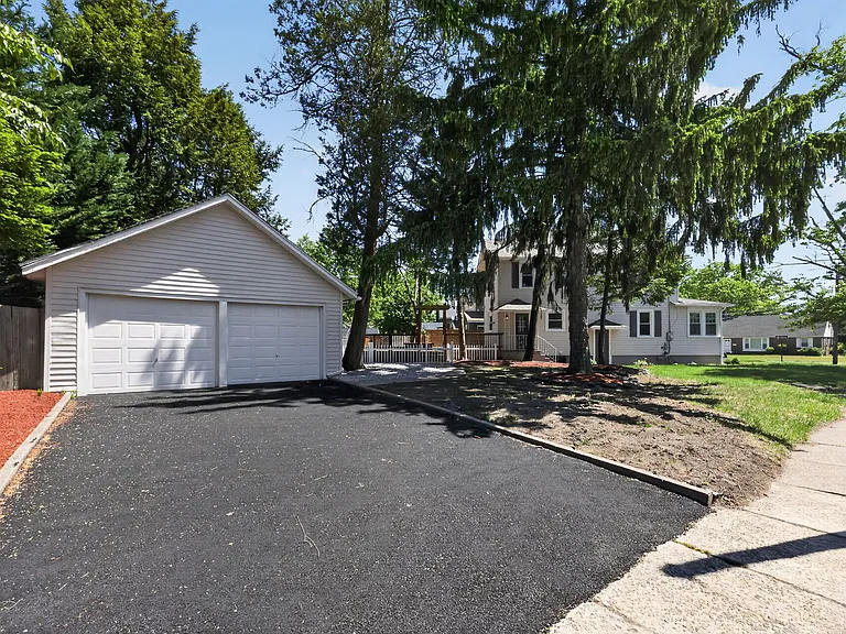 213 Lawnside Ave — Photo 25
