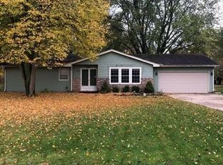 7895 W Herbison Rd, Grand Ledge, MI 48837