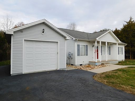 1st image of 6206 Julian Ln