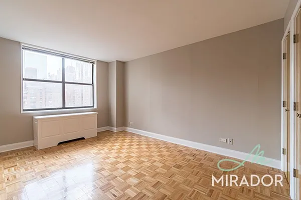 Rented by Mirador Real Estate | media 33