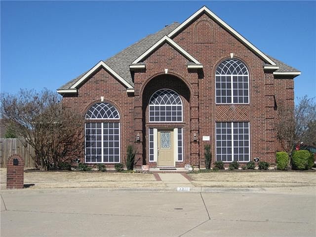 1st image of 3300 Naples Cir