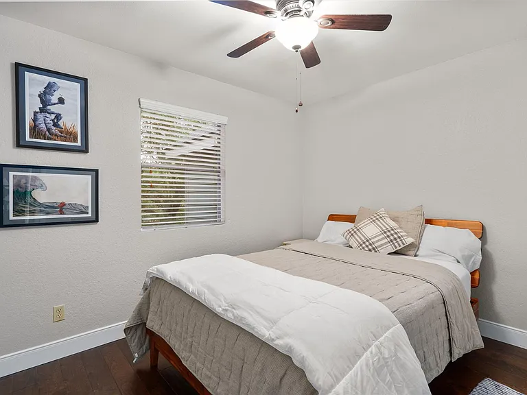 2414 Jones Rd — Photo 14