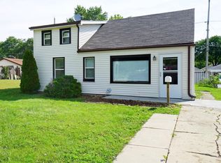 916 S 92nd St, Milwaukee, WI 53214