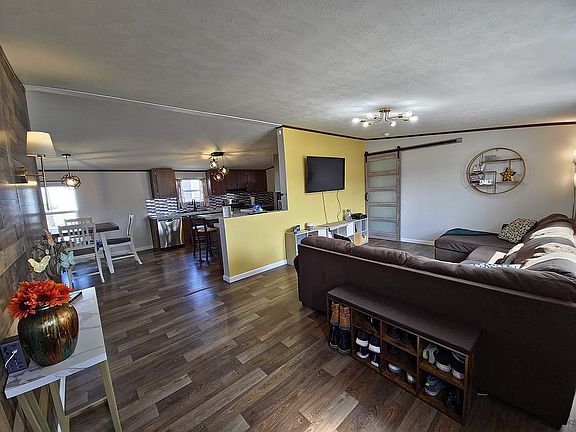 3rd image of 7151 Woodlake Pkwy Lot 428