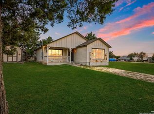 685 Rolling Hills, Canyon Lake, TX 78133