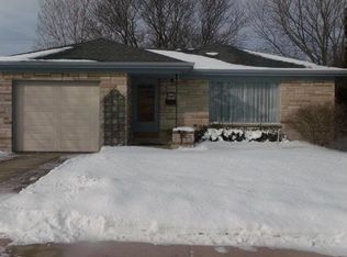 2925 S 58th St, Milwaukee, WI 53219