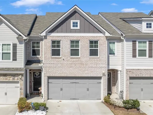 7689 Baron Rd, Fairburn, GA 30213