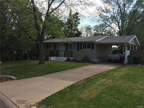 3rd image of 4109 Golden Valley Dr