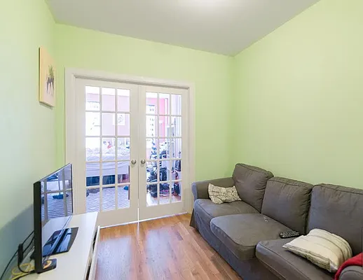 Rented by Gioia Realty | media 15