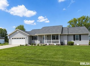 23422 Covered Bridge Rd, Athens, IL 62613