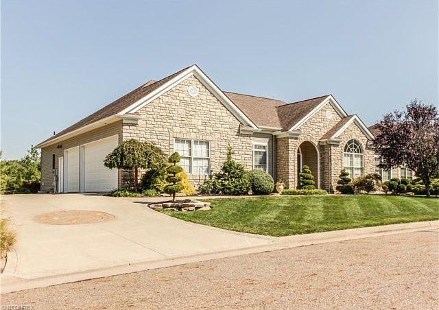 1st image of 1113 Foxglove Cir