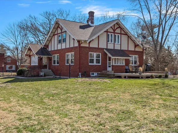 604 W Douglas Ave, Petersburg, IL 62675