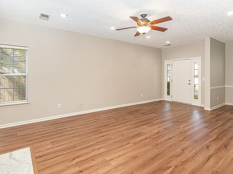 3131 Winberry Dr — Photo 4