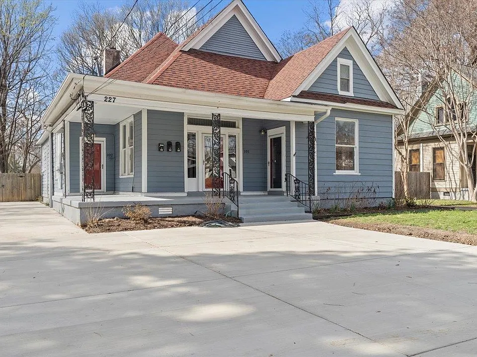 227 N Willett St #103