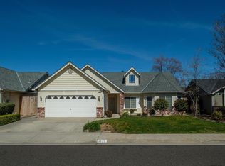 1786 E Pinehurst Ave, Fresno, CA 93730
