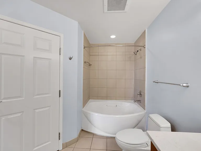200 W Sahara Ave #2909 — Photo 8