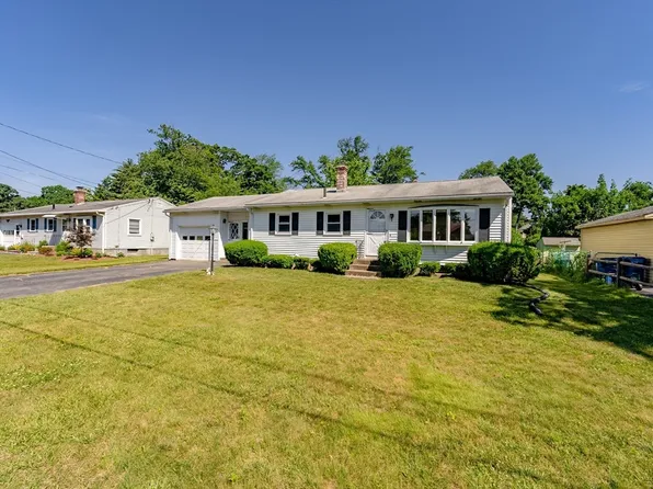 38 Calvin Cir, West Springfield, MA 01089