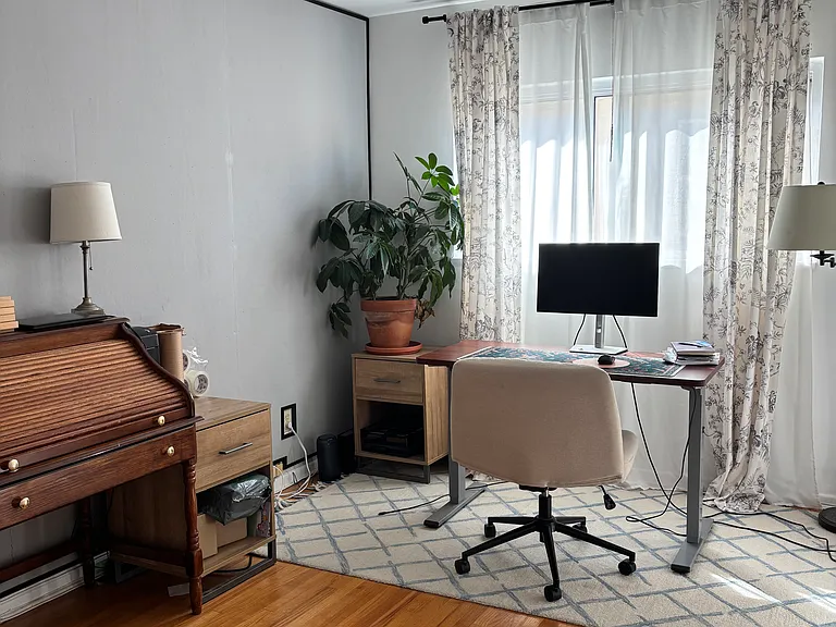 1041 Euclid St #E — Photo 15