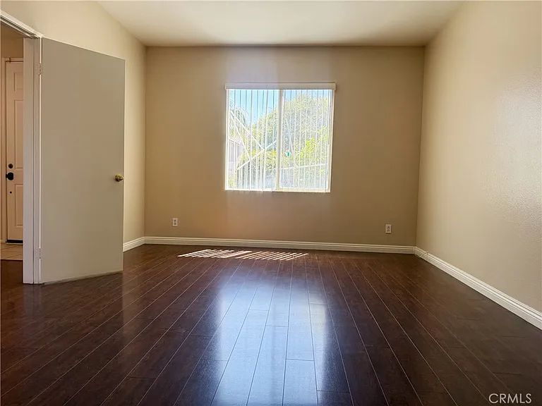 6569 Gladiola St — Photo 8
