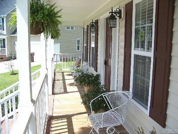 The full covered front porch that everyone loves!
