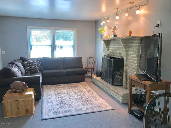 4th image of 3110 Darmo St