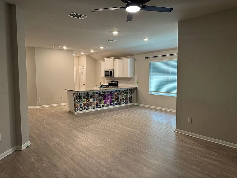12702 Mirecourt Way — Photo 15