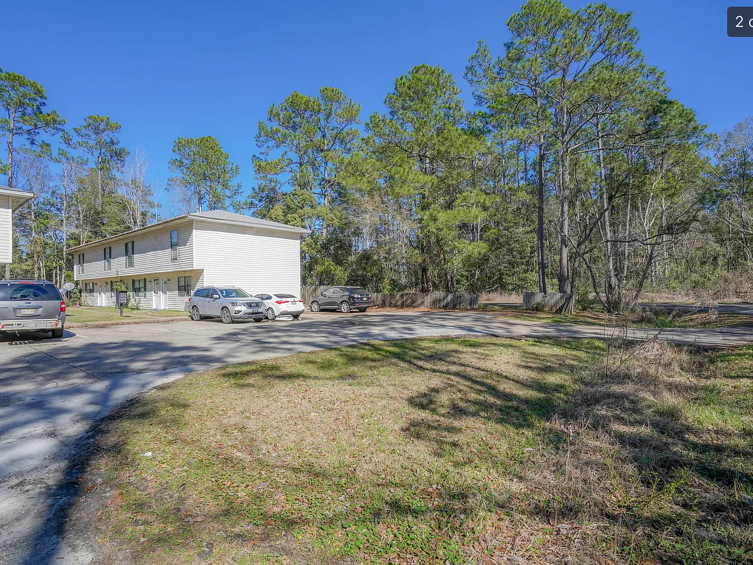2 bed, 2.5 bath, 1000 sqft, $899 — Photo 3