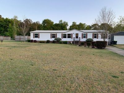 122 W Hampton St, Leesville, SC, 29070