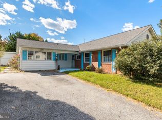 12707 Beaverdale Ln, Bowie, MD 20715