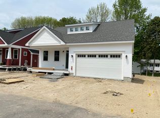 24 Fae Ln #5, Gorham, ME 04038