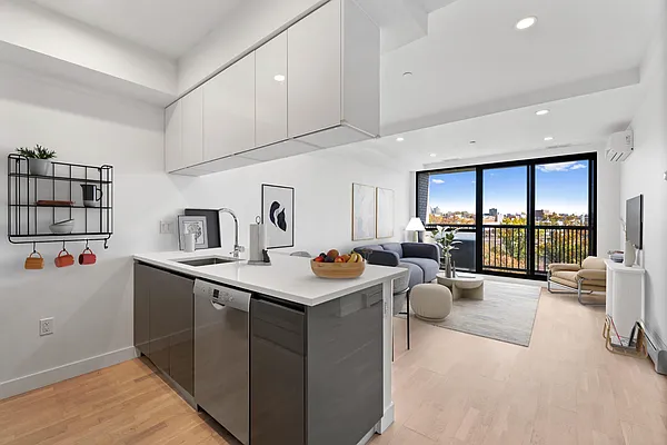 Rented by Living New York | media 1