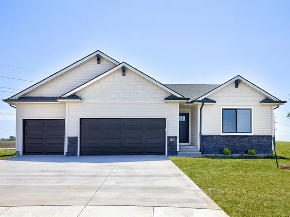 4411 NE 7th St, Ankeny, IA 50021