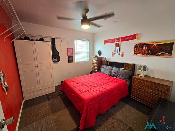 4th image of 114 Canadian Cir