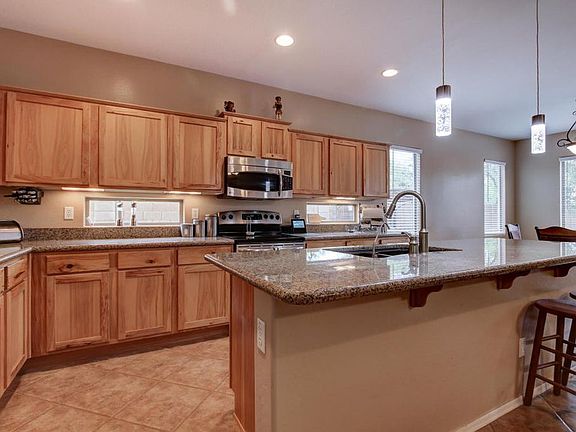 2nd image of 3990 E Yellowstone Pl