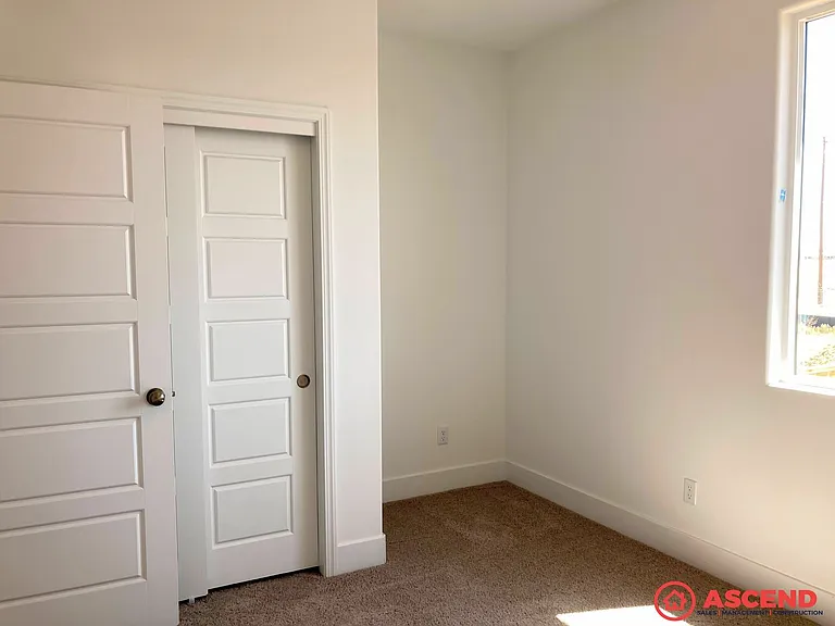 9734 Cotton Creek Dr — Photo 17