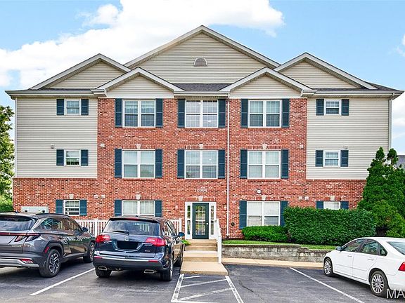 3rd image of 11095 Gravois Rd APT 204