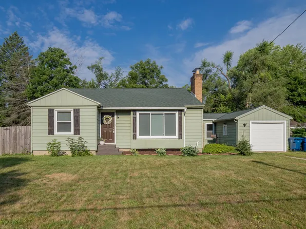 547 Dwillard Dr, Kalamazoo, MI 49048