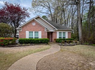 11 Charleston Pl, Little Rock, AR 72205