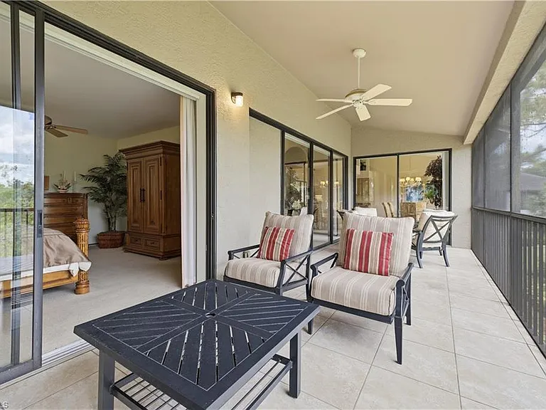 27038 Oakwood Lake Dr — Photo 25