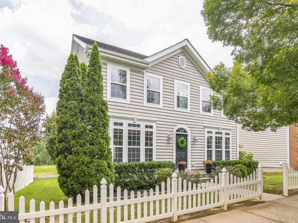 7280 Clara Smith St, Ruther Glen, VA 22546