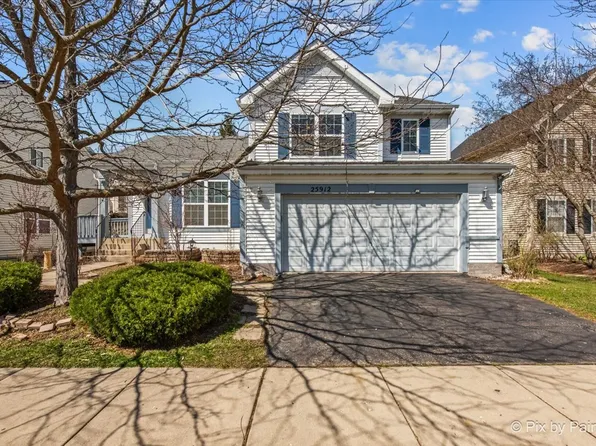 25912 W Brooks Farm Rd, Round Lake, IL 60073