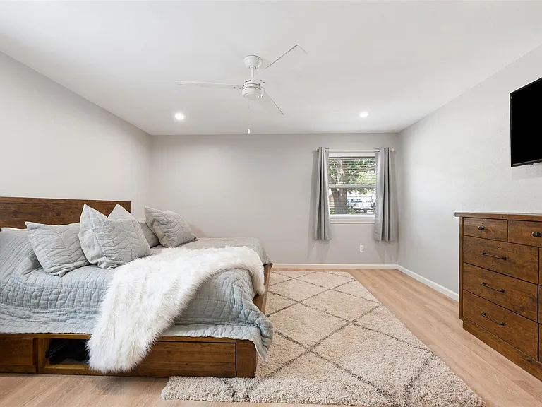 6105 Sun Vista Dr — Photo 11