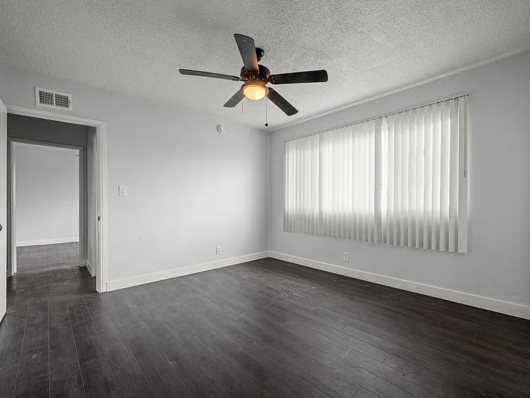 3838 Gibraltar Ave #18 — Photo 18