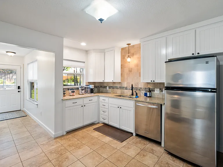 3728 Collinwood Ave — Photo 10
